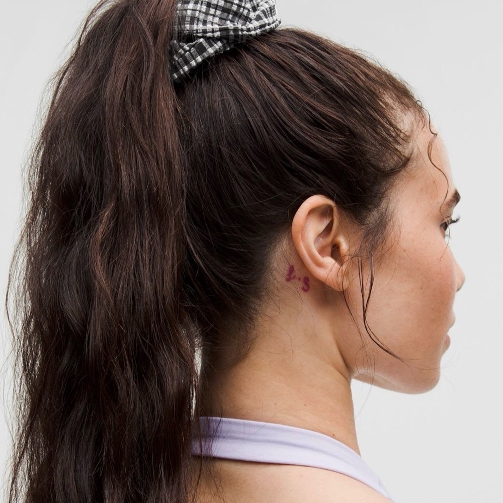 Lululemon Athletica Black and White Checkered Scrunchie - Picture 4 of 4